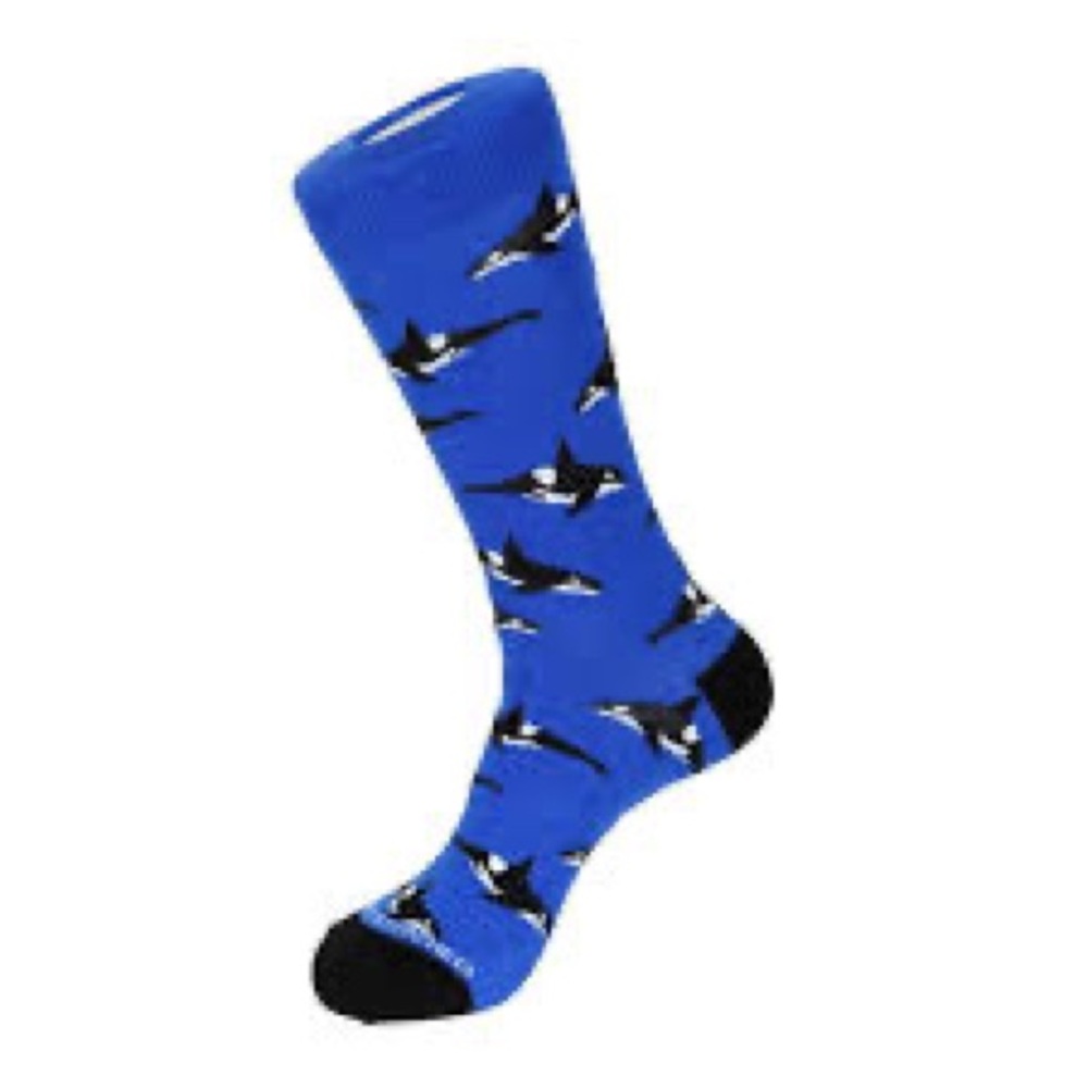 UNSIMPLY STITCHED MENS COTTON BLEND SOCKS ORCA WHALES  PRINT BLUE MULTI OS NWT